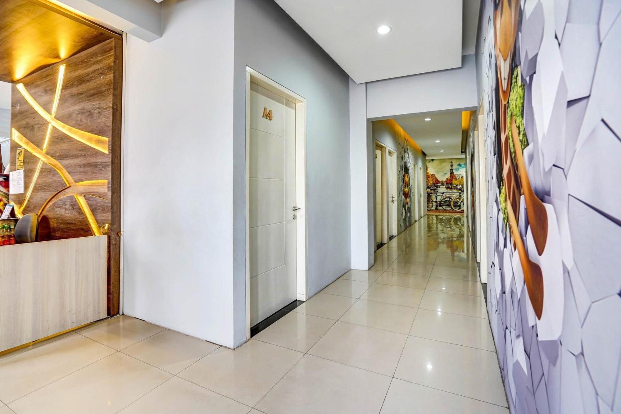 Capital O 90888 Bintang Diponggo Residence Surabaya Bagian luar foto